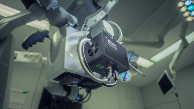 Imec’s snapscan VNIR 150 camera mounted on a surgical microscope